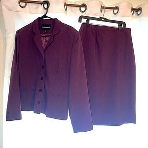 Sag Harbor Skirt Suit In Color Plum Size 14